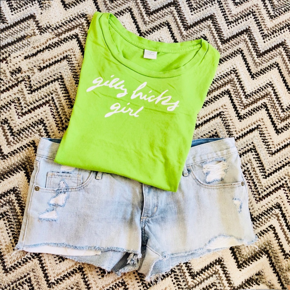 New Gilly Hicks shirt